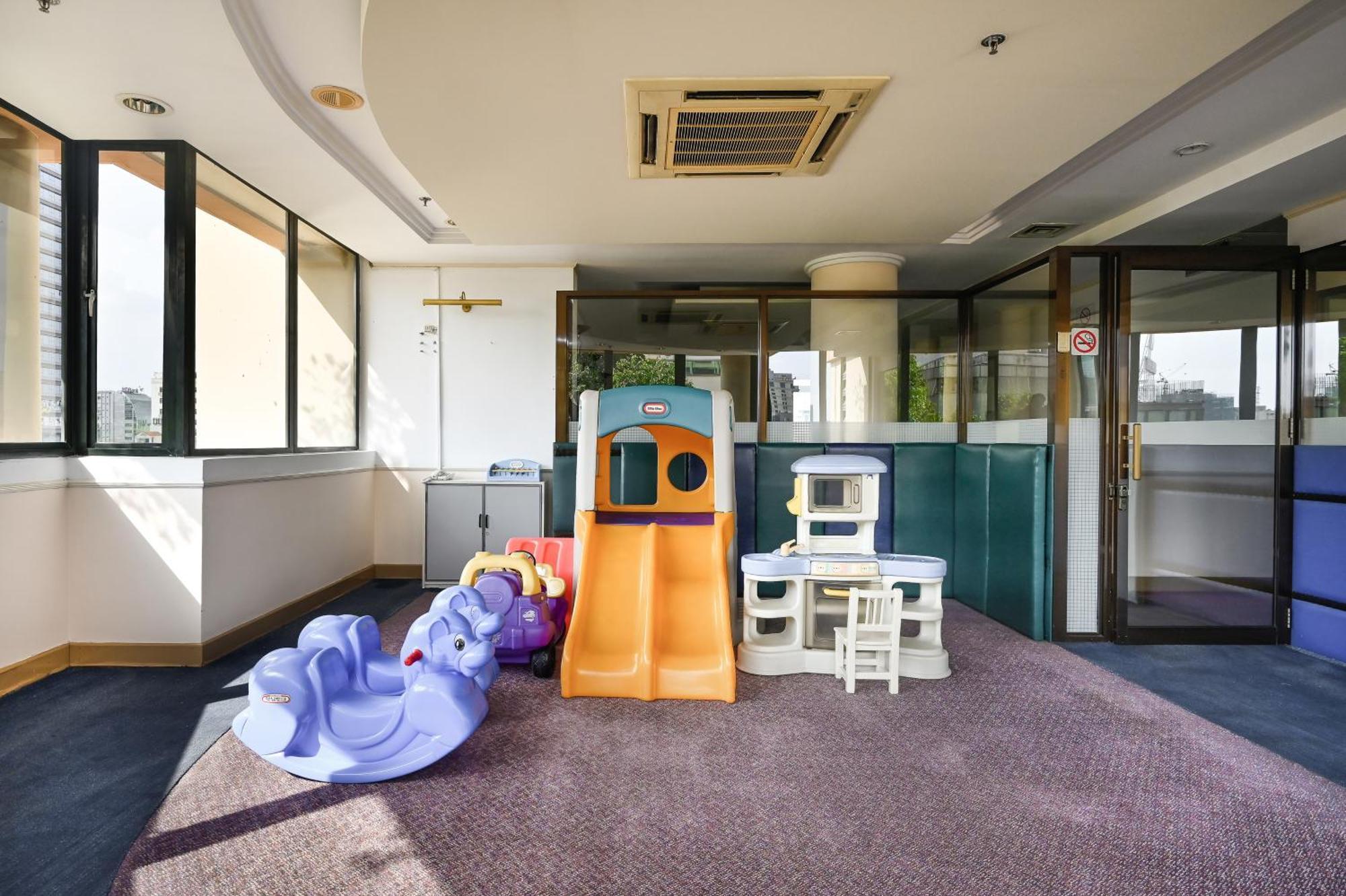 Cityview Serviced Apartment & Hotel Хошимин Екстериор снимка